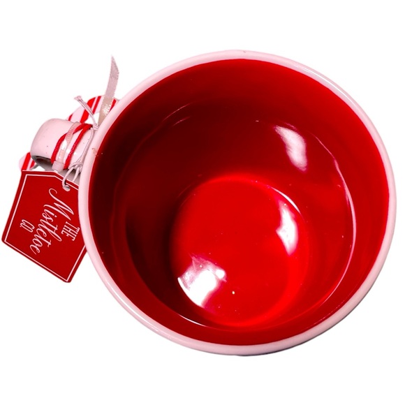 The Mistletoe Company Santa North Pole Trading Company Mug Red Inside NWT - Picture 5 of 12